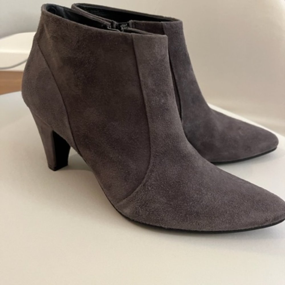 Paul Green Tatum Pointy Toe Booties, Suede, Color Iron Grey, Size 6.5/ UK Size 4